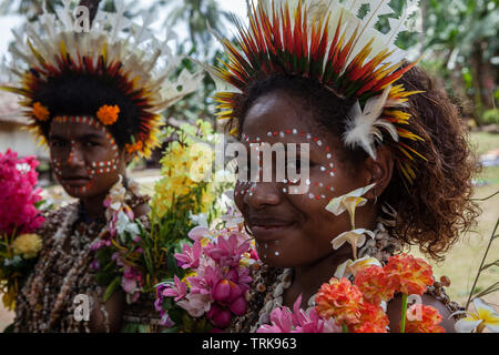 Ragazza di Kofure, tufi, Oro, provincia di Papua Nuova Guinea Foto Stock