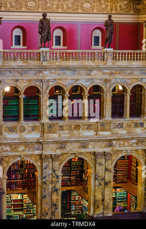 Sala di lettura della Biblioteca del Congresso interno Washington DC Foto Stock