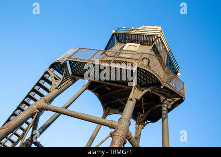 Viste astratto di Dovercourt Faro sulla spiaggia Foto Stock