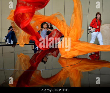 Copernico Science Museum con colorati esperimenti scientifici, simulatori, intrattenimento,migliori attrazione per turisti in tutto il mondo, Varsavia, Polonia Foto Stock