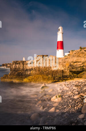 Il faro di Portland Bill sulla isola di Portland vicino a Weymouth Dorset la Jurassic Coast. In Inghilterra. Regno Unito. Foto Stock