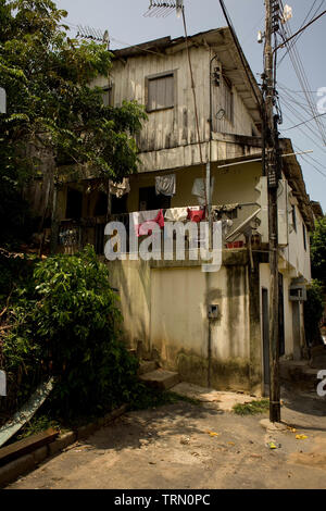 Igarapé, palafitte, Amazônia, Manaus, Amazonas, Brasile Foto Stock