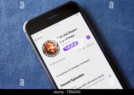 La commedia podcast per il Joe Rogan esperienza su un iPhone Foto Stock