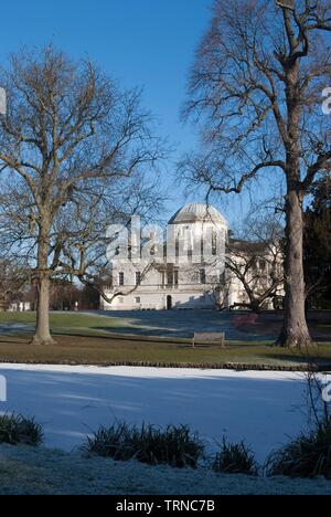 Il Chiswick Gdns & Park, Londra, Inghilterra, Regno Unito, 1/2/10. Creatore: Ethel Davies. Foto Stock