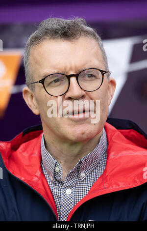 Tom Watson, vice leader del partito laburista raffigurato in una manifestazione ciclistica in Birmingham. Tom è noto per la perdita di un enorme di peso. Foto Stock