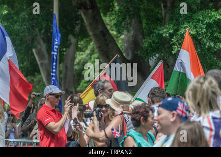 Sydney CBD area e hide park persone celebrano la giornata australiana Foto Stock