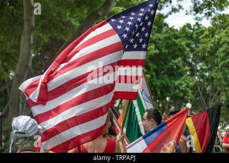 Sydney CBD area e hide park persone celebrano la giornata australiana Foto Stock