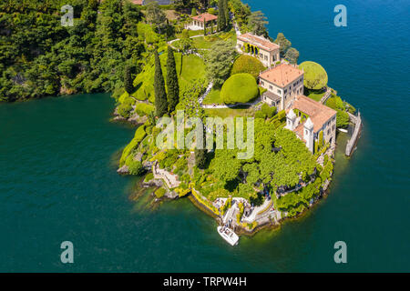 Veduta aerea della Villa del Balbianello, sulla penisola di Lavedo. Lenno Tremezzina, Lago di Como, Lombardia, Italia. Foto Stock