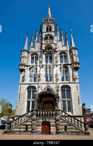 L'antico municipio della città olandese Gouda in South Holland, Paesi Bassi Foto Stock