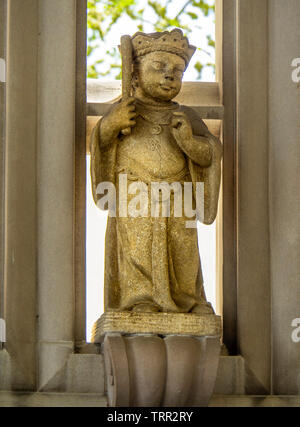 Statuetta di pietra nel foyer del Muny, St Louis Municipal Opera teatro Forest Park Saint Louis nel Missouri negli Stati Uniti. Foto Stock