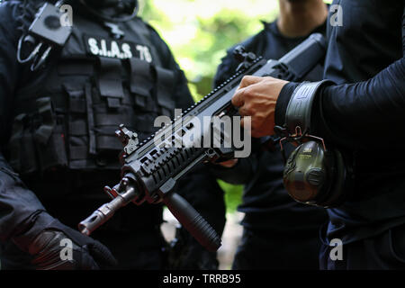 Bucarest, Romania - 10 Giugno 2019: dettagli di un rumeno SIAS (il servizio per azione speciale della Polizia rumena, equivalente di SWAT negli Stati Uniti) o Foto Stock