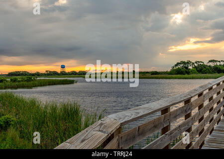 Alba sul lago di Shelby Foto Stock