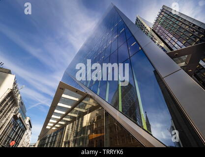 Un moderno skycraper nella città di Londra Foto Stock