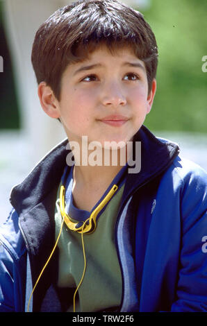 TYLER POSEY in MAID IN MANHATTAN (2002). Copyright: solo uso editoriale. No merchandising o copertine di libri. Questa è una distribuita pubblicamente handout. I diritti di accesso soltanto, senza licenza di copyright fornite. Solo per essere riprodotto in concomitanza con la promozione di questo film. Credito: Columbia Pictures / Album Foto Stock