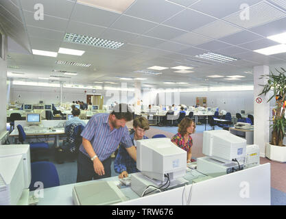 Sala computer vintage anni '1990, Inghilterra, Regno Unito Foto Stock