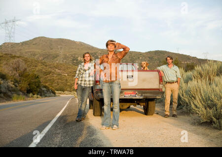 DERMOT MULRONEY , Jane Fonda e GARRETT HEDLUND in Georgia regola (2007). Copyright: solo uso editoriale. No merchandising o copertine di libri. Questa è una distribuita pubblicamente handout. I diritti di accesso soltanto, senza licenza di copyright fornite. Solo per essere riprodotto in concomitanza con la promozione di questo film. Credito: Universal Pictures/MORGAN CREEK PRODUCTIONS/TRUST ME / BATZDORFF, RON / Album Foto Stock