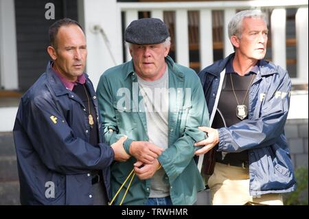 NICK NOLTE in compagnia di tenere (2012). Copyright: solo uso editoriale. No merchandising o copertine di libri. Questa è una distribuita pubblicamente handout. I diritti di accesso soltanto, senza licenza di copyright fornite. Solo per essere riprodotto in concomitanza con la promozione di questo film. Credito: WILDWOOD IMPRESE / Album Foto Stock