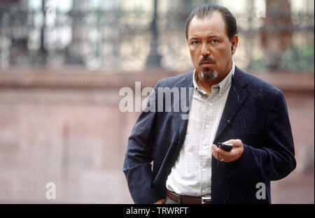 RUBEN BLADES IN UNA VOLTA IN MESSICO (2003). Copyright: solo uso editoriale. No merchandising o copertine di libri. Questa è una distribuita pubblicamente handout. I diritti di accesso soltanto, senza licenza di copyright fornite. Solo per essere riprodotto in concomitanza con la promozione di questo film. Credito: COLUMBIA/LOS HOOLIGANS/MIRAMAX / Album Foto Stock