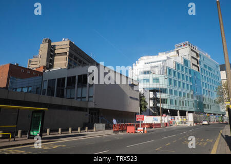 Cancro Clatterbridge Hospital,NHS,blu,costruzione,Royal(L.marrone),Liverpool Merseyside,Nord,città,l'Inghilterra,British,Gran Bretagna,Gran Bretagna,GB,UK,l'Europa, Foto Stock