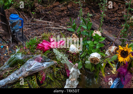 Chiesa russo-ortodossa cimitero, Sitka, Alaska, STATI UNITI D'AMERICA Foto Stock