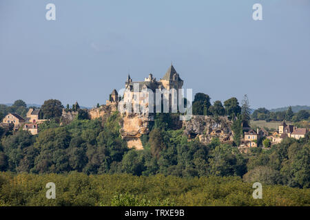 Chateau de Montfort a valle della Dordogna. Francia Foto Stock