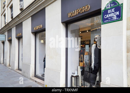 Parigi, Francia - 22 luglio 2017: Tom Ford moda negozio di lusso a Parigi, Francia. Foto Stock