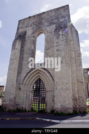 Chiesa collegiata di Saint Denis, Doué-la-Fontaine Foto Stock