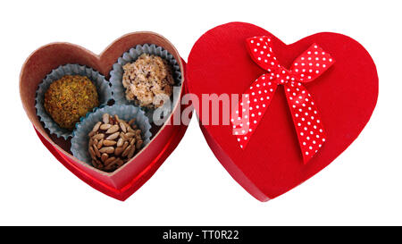 Cioccolatini in scatola isolata su bianco Foto Stock