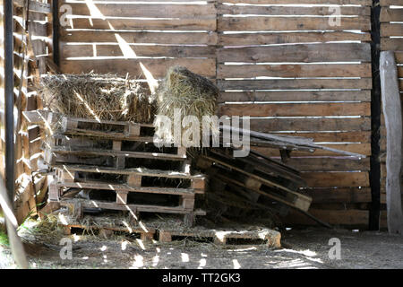 Immagine di un vecchio fienile Foto Stock