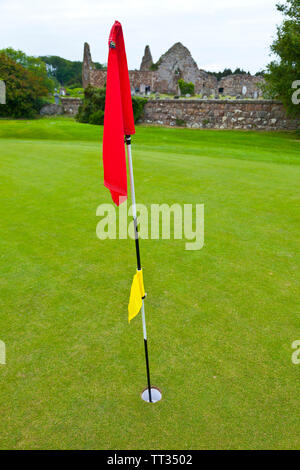 Campo da Golf. Bonamargy Friary. Ballycastle villaggio. Causeway percorso costiero. Contea di Antrim, Irlanda del Nord Europa Foto Stock