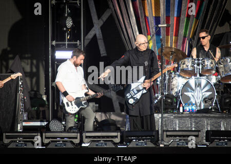 Firenze, 13 giugno. Gli Smashing Pumpkins esegue live @ Firenze rocce 2019, Ippodromo del Visarno, Firenze. Copyright Davide Merli | Alamy Foto Stock