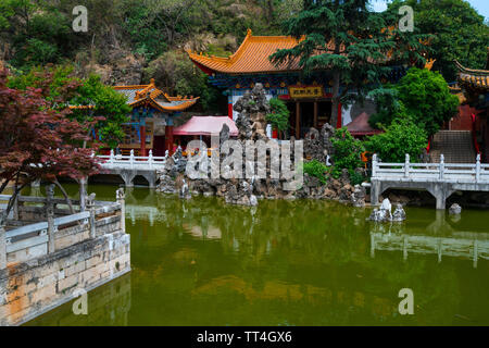 Atmosfera serena, Yuantong tempio buddista, Kunming, Yunnan, Cina e Asia Foto Stock