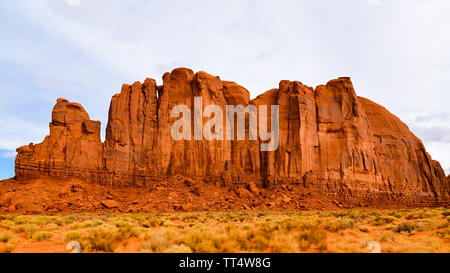 Camel Butte, Monument Valley - il parco tribale Navajo, Arizona Foto Stock