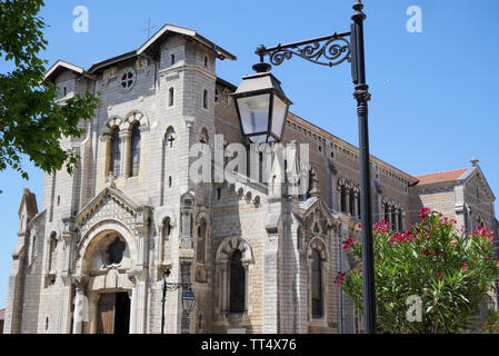 Saint-Symphorien chiesa (XX), Trévoux, ain, Francia Foto Stock