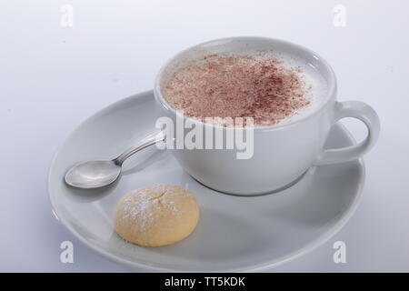 Salep una bevanda calda fatta con il latte in polvere e di salep Foto Stock