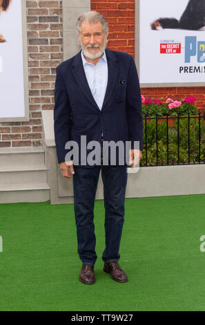 Westwood, CA - Giugno 2, 2019: Harrison Ford assiste premiere di Universal Pictures La vita segreta di animali domestici 2 al Regency Village Theatre Foto Stock