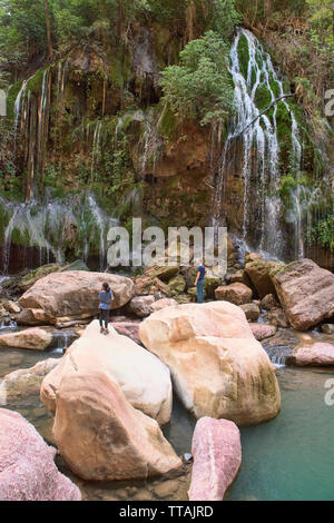 El Vergel cascata nel bellissimo canyon Torotoro, Torotoro National Park, Bolivia Foto Stock