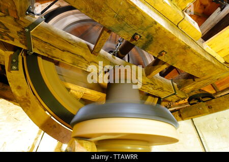 Il funzionamento interno al piano superiore di Holgate Mulino a vento Foto Stock