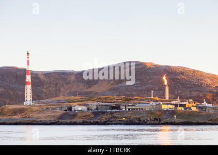 Un gas naturale liquefatto impianto su Melkøya island, vicino a Hammerfest, Finnmark, Norvegia. Foto Stock