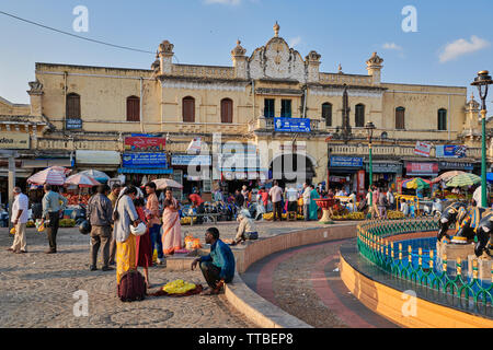 Devaraja mercato di frutta e verdura, Mysore, Karnataka, India Foto Stock