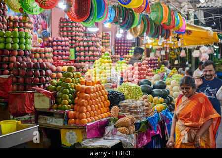 Devaraja mercato di frutta e verdura, Mysore, Karnataka, India Foto Stock