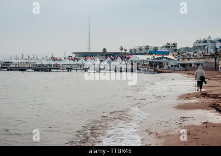 Spiaggia di Cannes, Francia durante il festival del cinema di Cannes Foto Stock