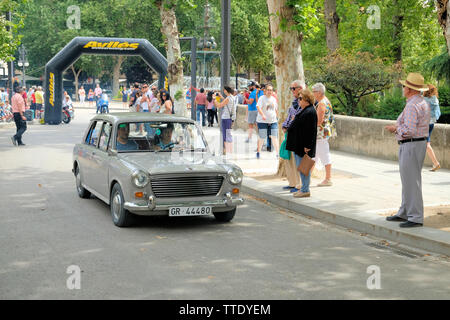 La Morris 1100 auto, costruito tra il 1962-1971; classic British car presentata dalla British Motor Corporation; quattro porte berlina. Foto Stock