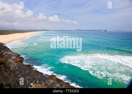 Vista di una bellissima linea costiera vicino a Tuy Hoa City, questo è stato utilizzato come studio per le riprese più famosi film. Foto Stock