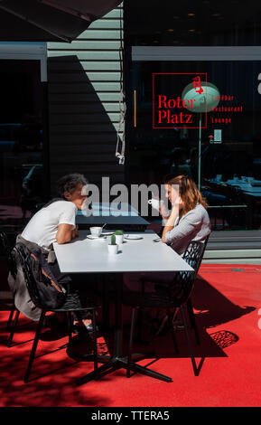 Impressioni della famosa piazza Rossa nella città di San Gallo, Svizzera Foto Stock