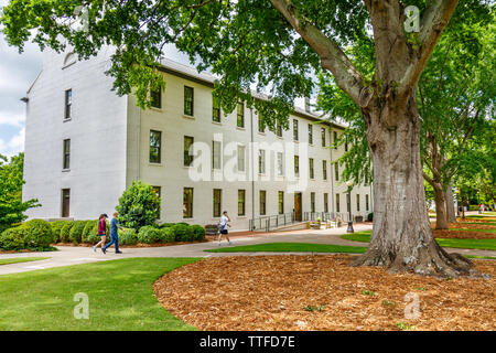 Atene, GA, Stati Uniti d'America - 3 maggio: nuovo collegio il 3 maggio 2019 presso l'Università della Georgia, a nord del Campus in Atene, la Georgia. Foto Stock