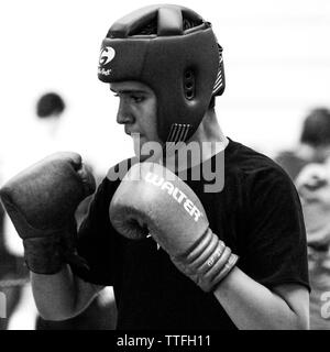 Giovani kickboxers, Lione, Francia Foto Stock