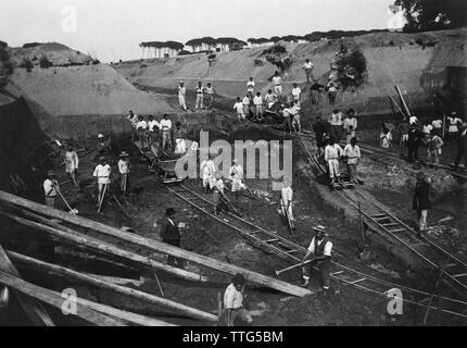 L'Italia, Toscana, Coltano, la bonifica lavoro, 1921 Foto Stock