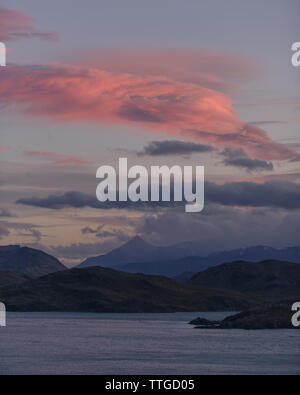 Rosa tramonto in Patagonia Foto Stock