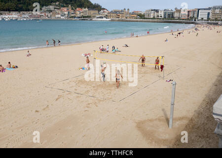 Playa de la Concha Beach a San Sebastian nel Paese Basco in Spagna Foto Stock